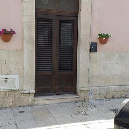 Casa Gentile Apartment โจวีนัซโซ ภายนอก รูปภาพ