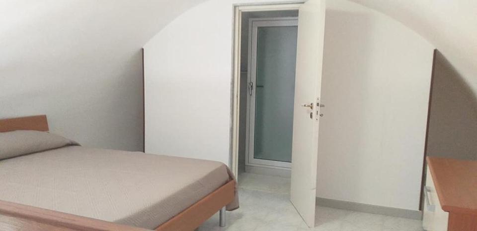Casa Gentile Apartment โจวีนัซโซ ภายนอก รูปภาพ